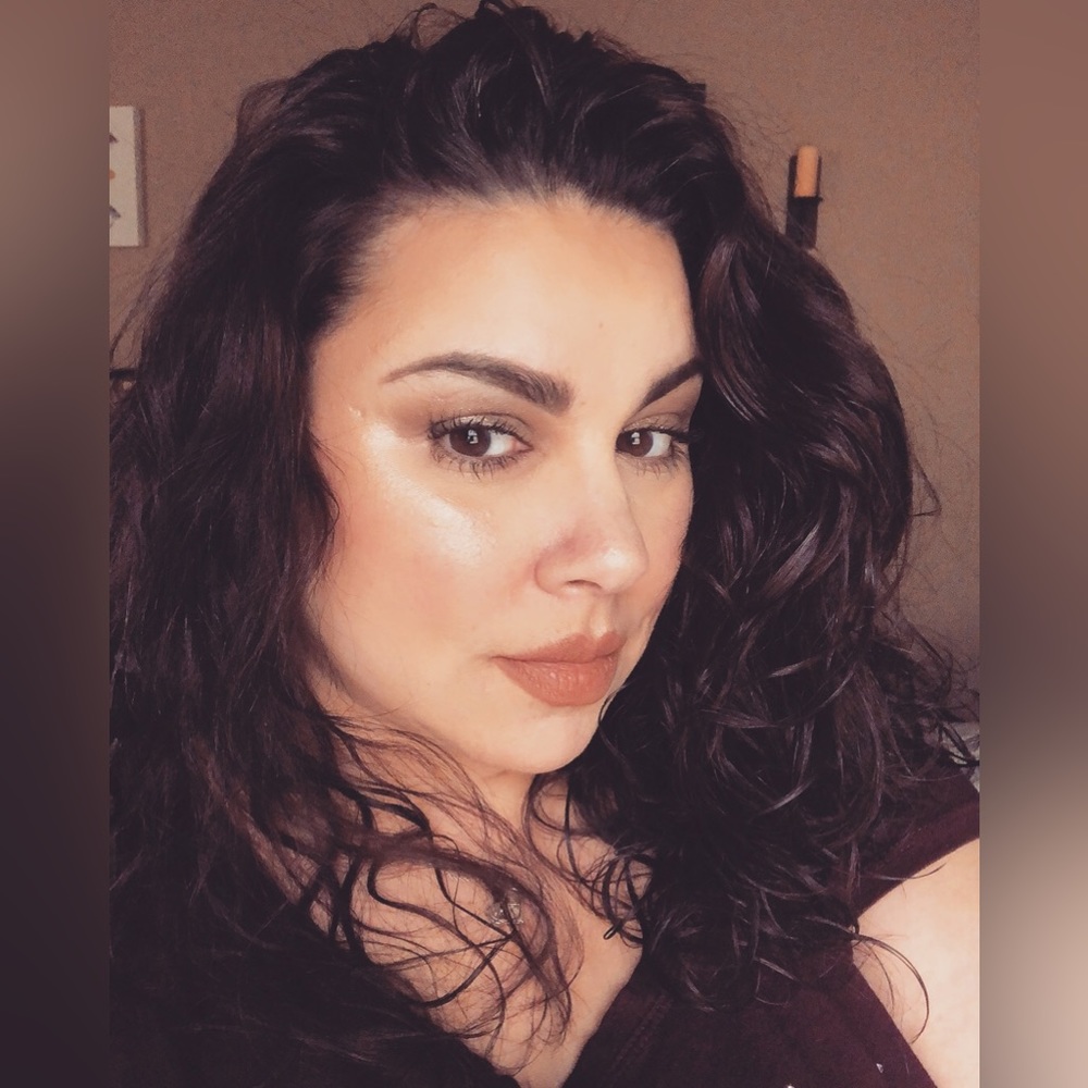 Meet your Posher, Tara